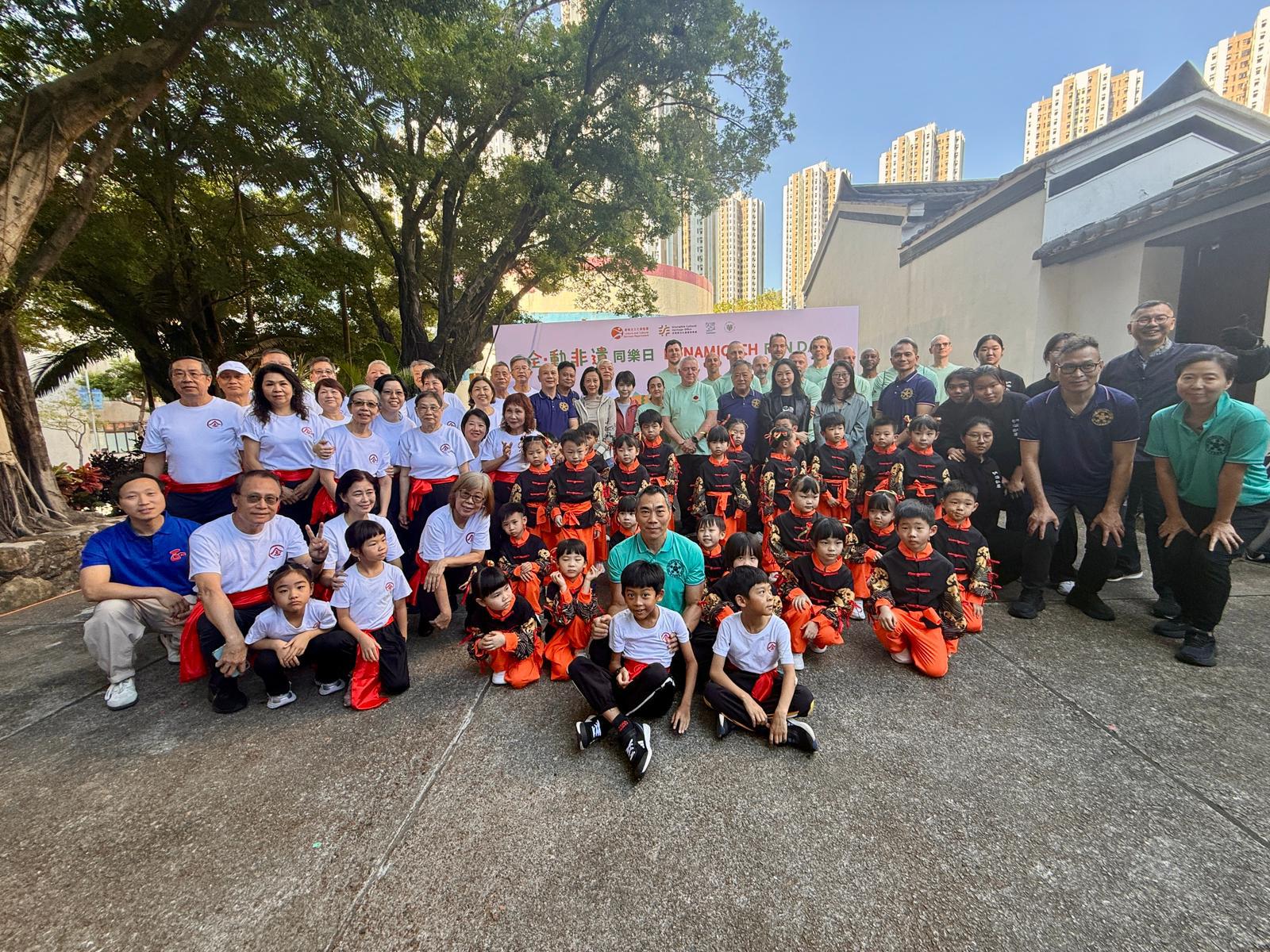 Hong Kong 2025 Ching Mo Family